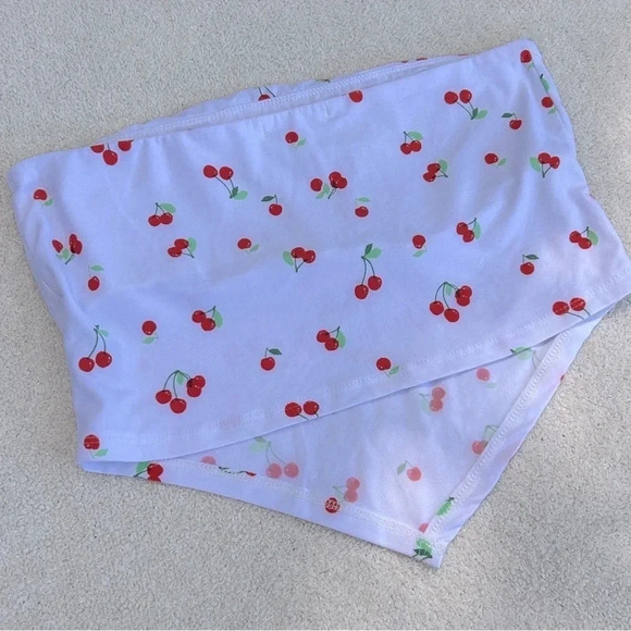 Cherry Girl Summer Soft Cherry Print Bandana Tube Top w/ Built-In Shelf Bra / M - Picture 3 of 5